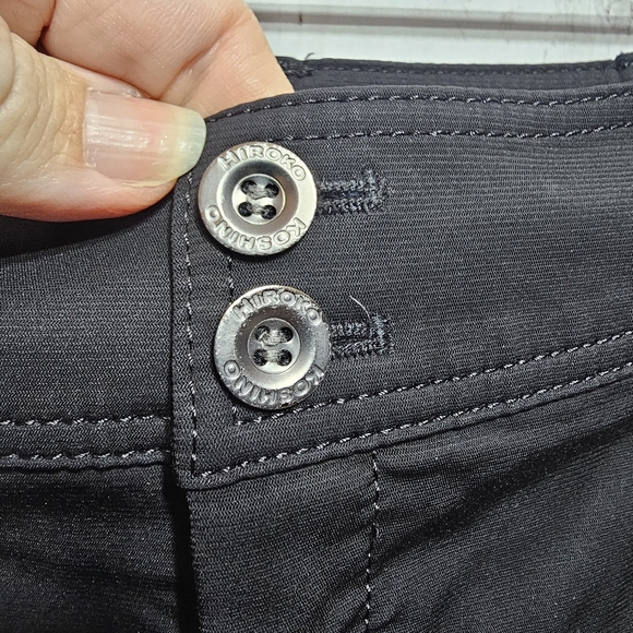 Vintage Hiroko Koshino Women's Black Cropped Cuffed Pants Size 40 (S/M)  Pockets - Picture 7 of 10